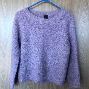 Gap sweater